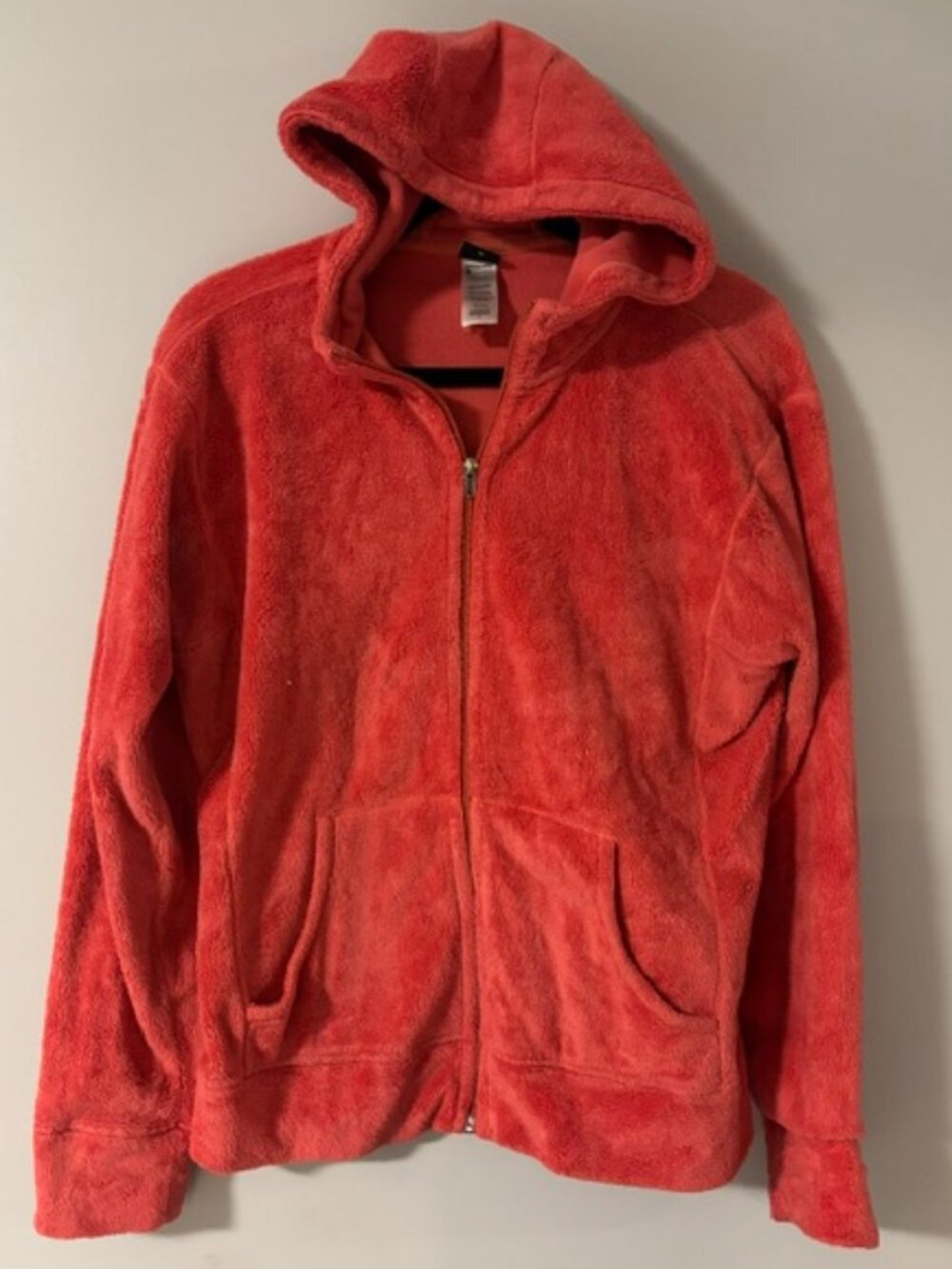 Patagonia Women's Synchilla Fleece Zip Hoodie in Coral- Size L